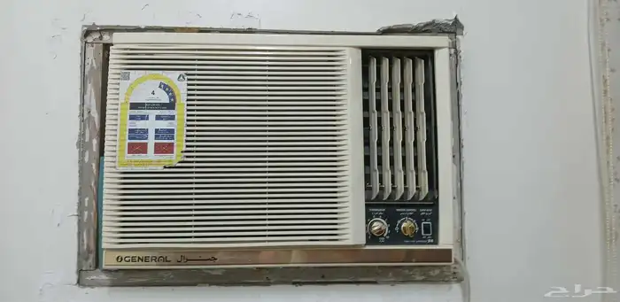 للبيع مكيفات شباك ومضلات كراج 0