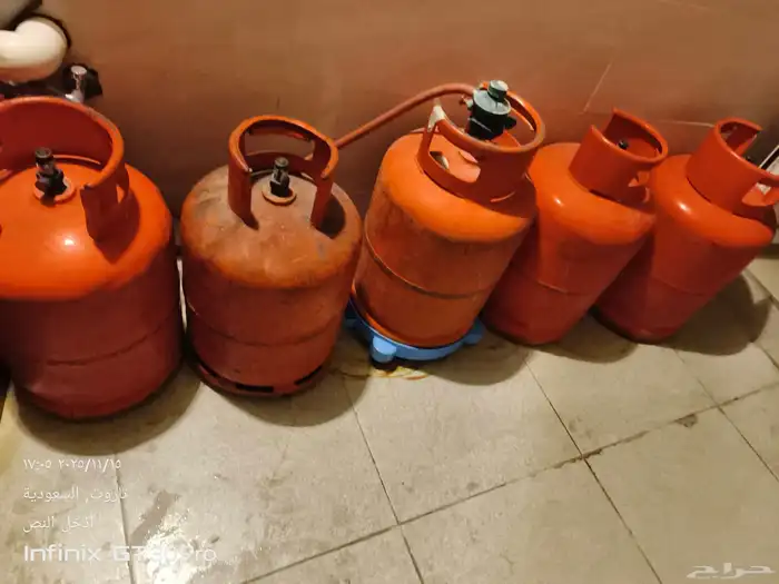 اصطونات غاز سرندرات للبيع بحاله ممتاز ع شرط 0