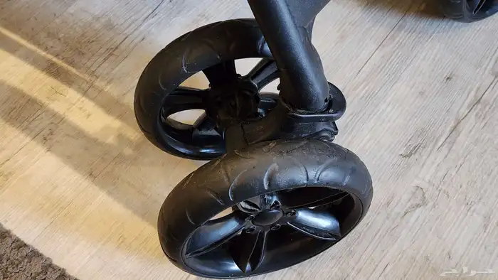 للبيع عربة أطفال مزدوجة ماركة جونيور Junior - بحاله ممتازه 2