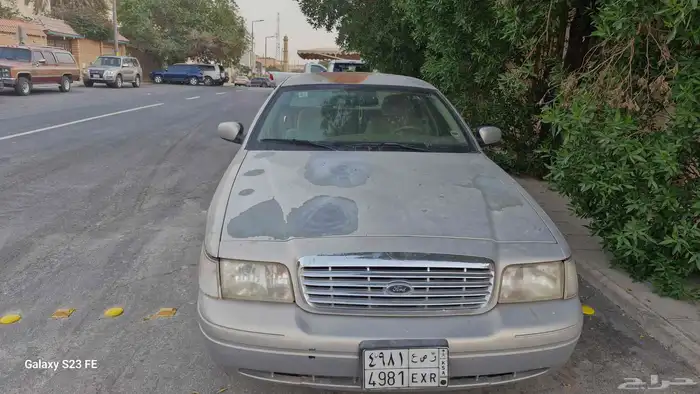 فورد كراون فكتوريا سعودي موديل 2009 5