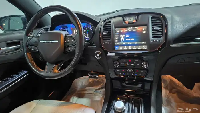 كرايزلر C300s فل 2021 9