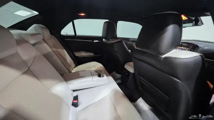 كرايزلر C300s فل 2021 15