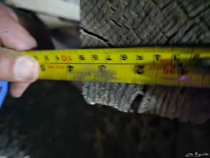 مربيع للبيع 4م و3م العرض 10سم. الحدد حولي 10 مربوعه نضيفه 9