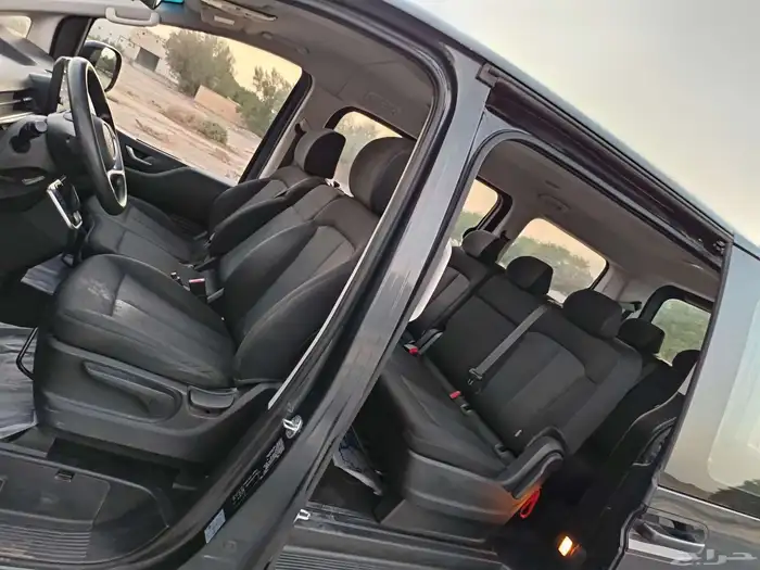 هونداي ستاريا 2021 22