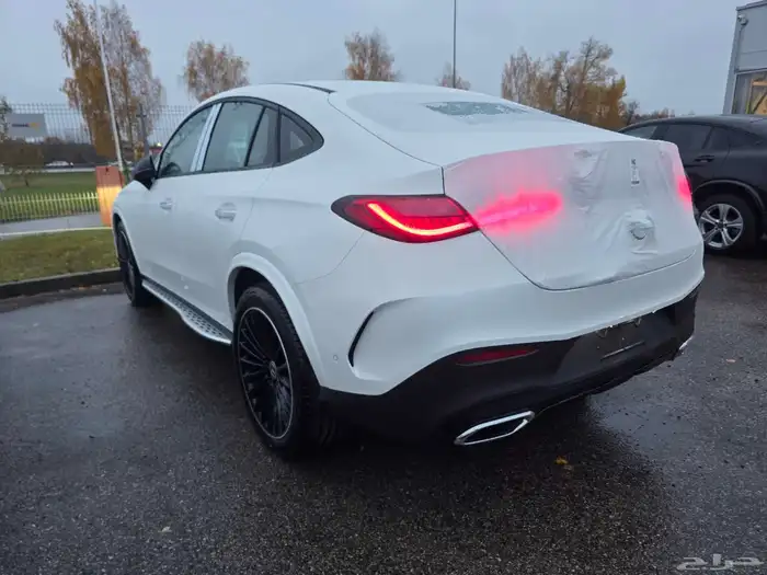 Mercedes Glc300 4matic 2026 coupe 2