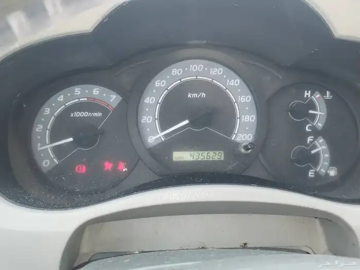 للبيع انوفا 2009 نظيفة جاهزة للاستخدام 5