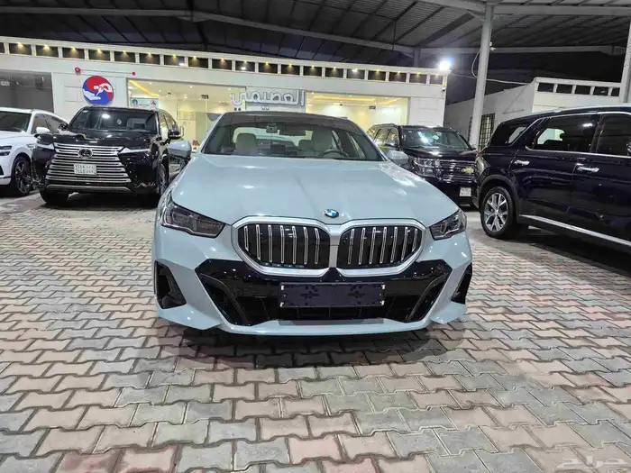 BMW520I M KIT - ممشى 16 الف -2024 1