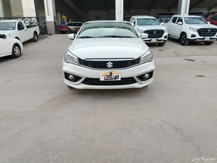 سوزوكي سياز 2023 9