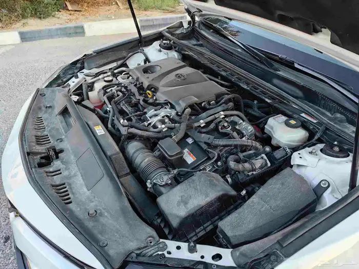 تويوتا كامري هايبرد GLE فل اوبشن موديل 2019 م 31