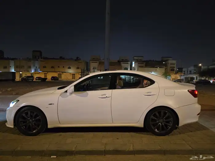 لكزس 2008 IS300 2