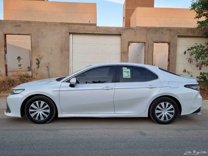 تويوتا كامري 2023 1