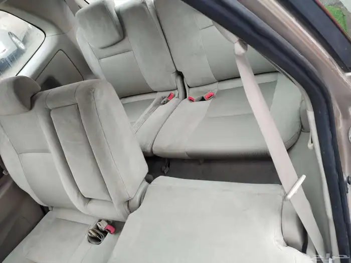 للبيع انوفا 2009 نظيفة جاهزة للاستخدام 22