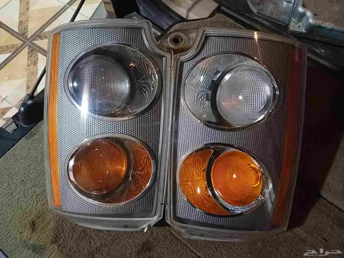 صطبات ركن رنج روف من موديل 2002 الى 2005 اصلي شبه جديد 0