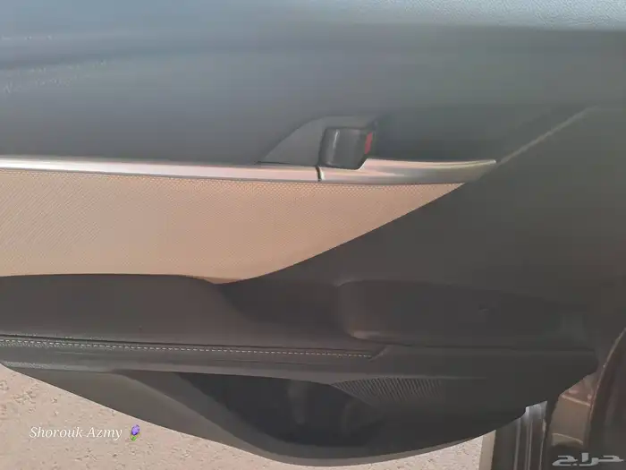 تويوتا كاميري LE نص فل هيبر موديل 2025 9