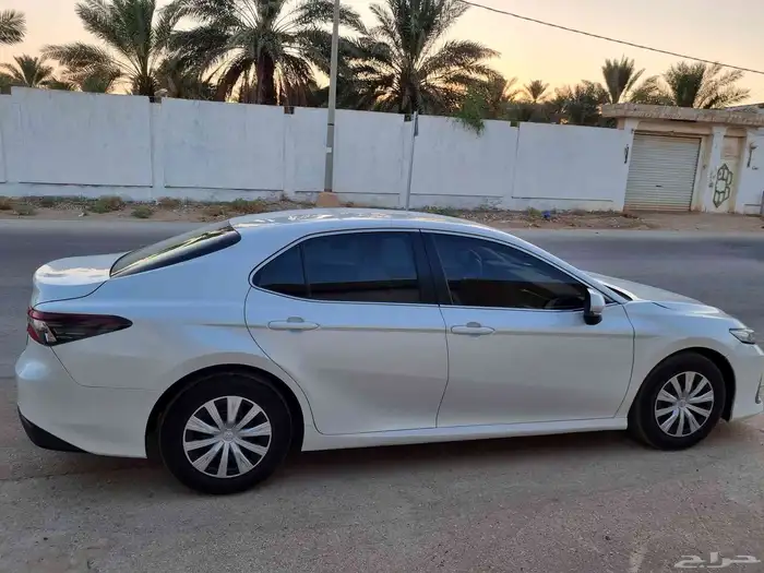 تويوتا كامري 2023 4