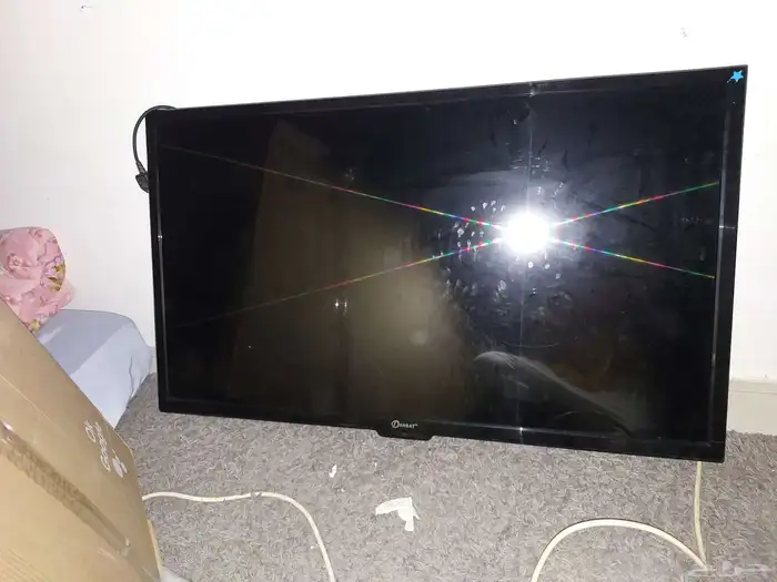 شاشة دانسات 50 بوصة وشاشة كونيكا 47 بوصة 1