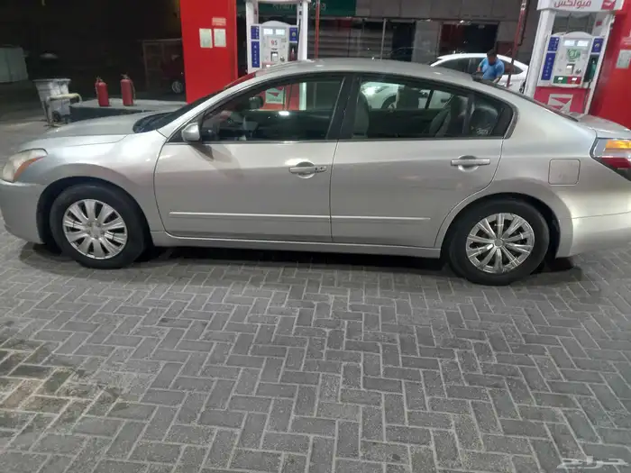 نيسان التيما 2010 بصمة 4