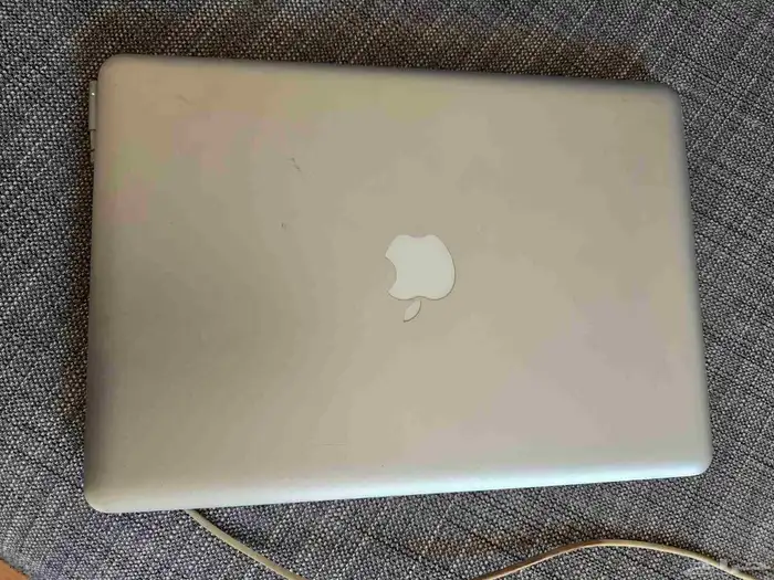 ماك بوك برو 13 انش 13-Inch mackbook pro 2