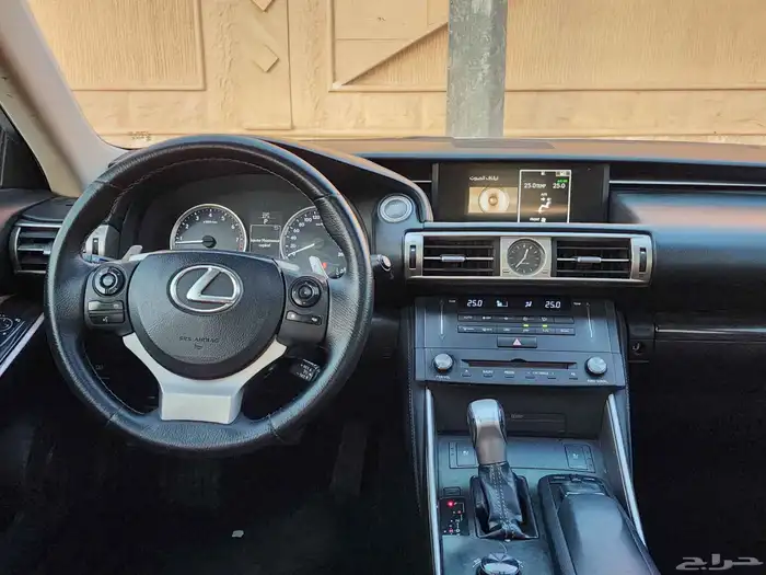 لكزس is350 ممشي 288 الف  2015 14