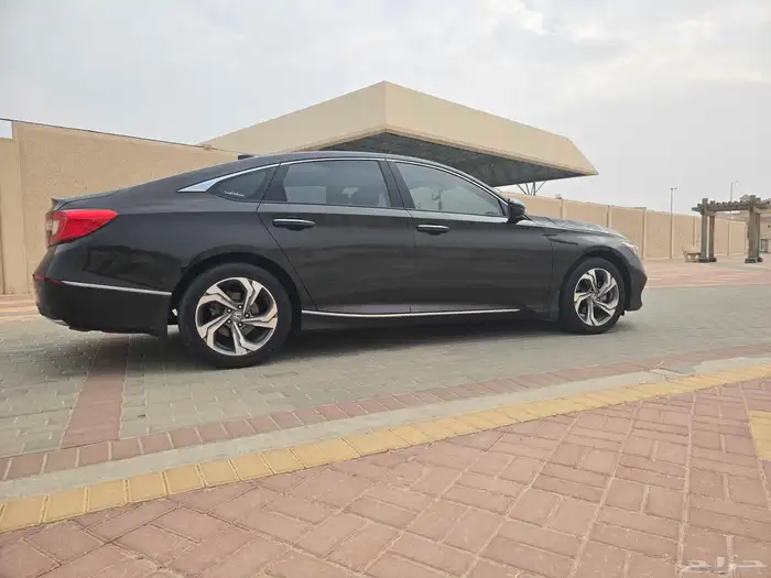LX Sport 2019 1.5 Turbo هوندا اكورد 3
