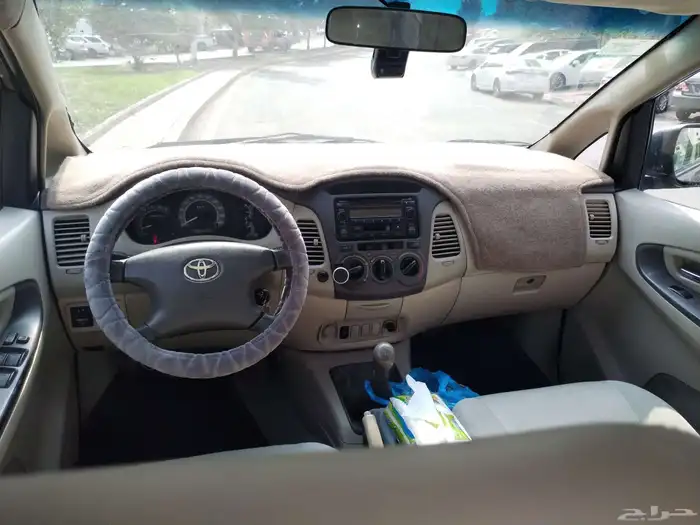 للبيع انوفا 2009 نظيفة جاهزة للاستخدام 10