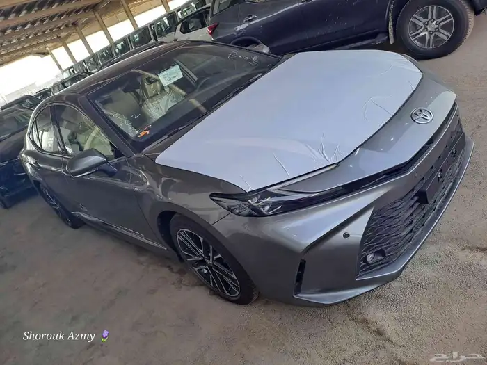 تويوتا كاميري LE نص فل هيبر موديل 2025 2