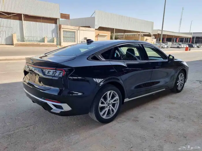 فورد تورس ترند 2023 4