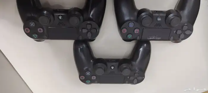 سوني 4مع 3يدات مع 6 اشرطه 5