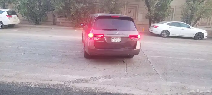 السلام عليكم للبيع هيونداي اوديسي مودل 2014 وكاله بالكامل 2