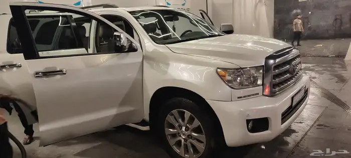 تيوتا سكويا لمتاد 2010 نظيف 6