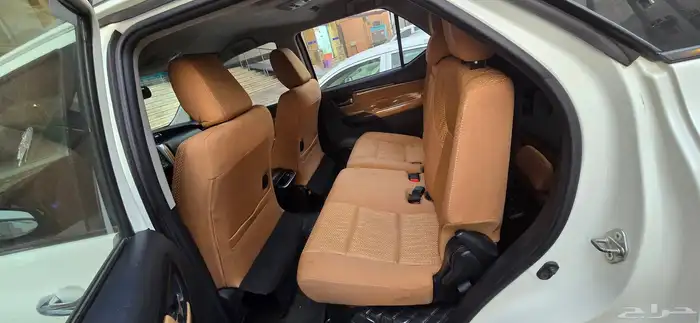 للبيع سيارة تويوتا فورشينر 2017 4 سليندر دبل ممشي 224 الف 1