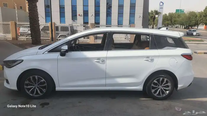 BYD MAX 2020 سبعة مقاعد 3