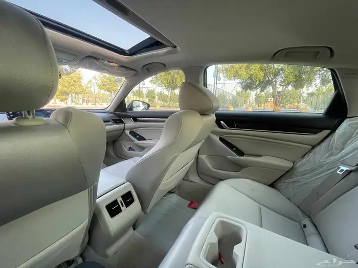 هوندا اكورد 2022 نص فل سعودي 12