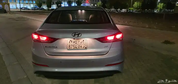 النترا 2018 Elantra مكينة 2.0 نص فل ممشى قليل 1