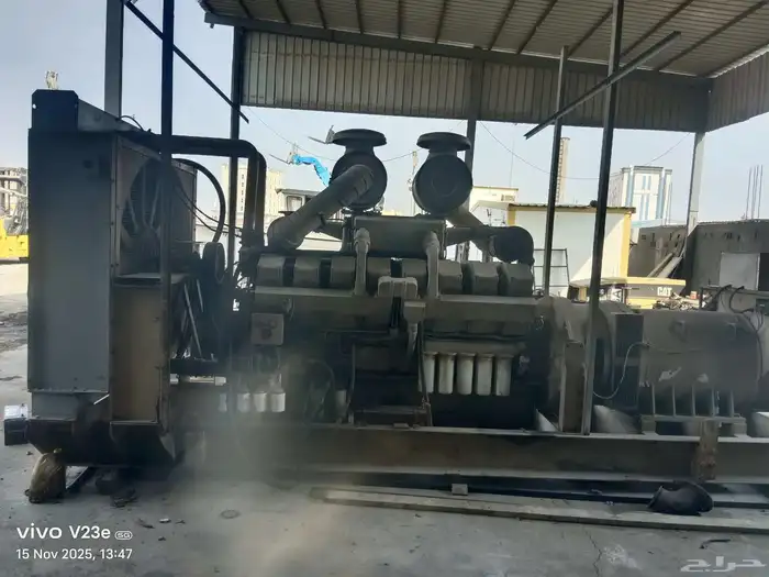 ماكينه كهرباء 16 سلندر 1200 كيلو وات كومنس 3