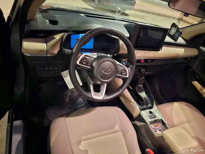 تويوتا يارس 2024 7