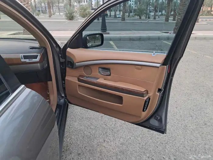 بي ام دبليو فل كامل شبه مخزنه وكاله 15