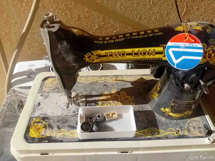 آلة خياطه مخزنة 0