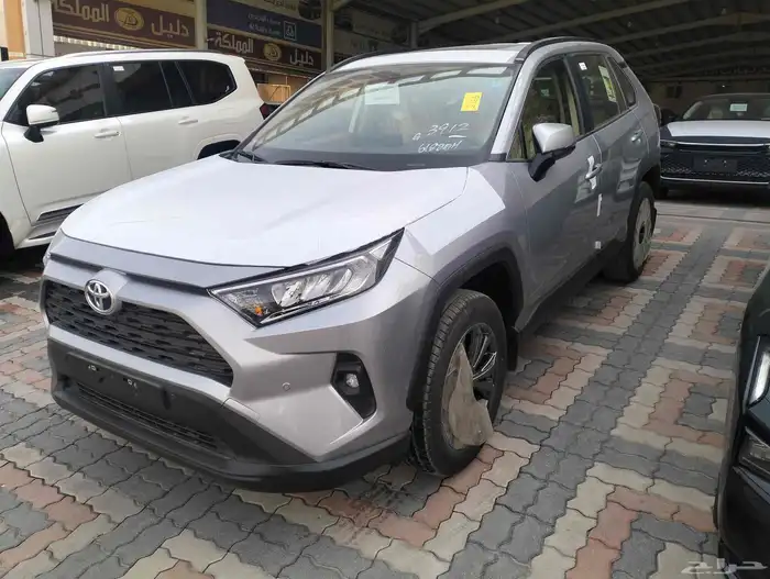 تويوتا راف فور XLE نص فل 2025 سعودي 2