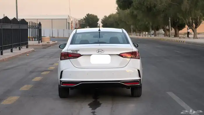 هونداي اكسنت موديل 2022 13