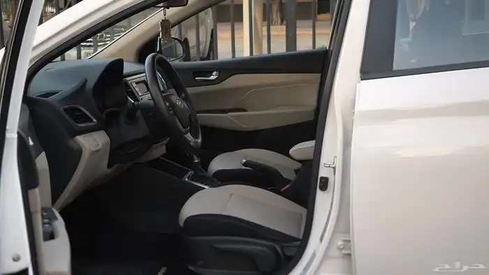 هونداي اكسنت موديل 2022 7