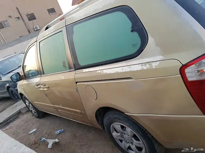 سياره كيا كرنفال 2009 السياره ماشيه 265 3