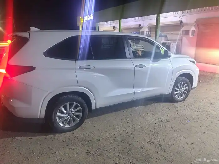 من بقيق الى-الخبر-الدمام-الاحساء-الجبيل توصيل الى مطار الملك 1