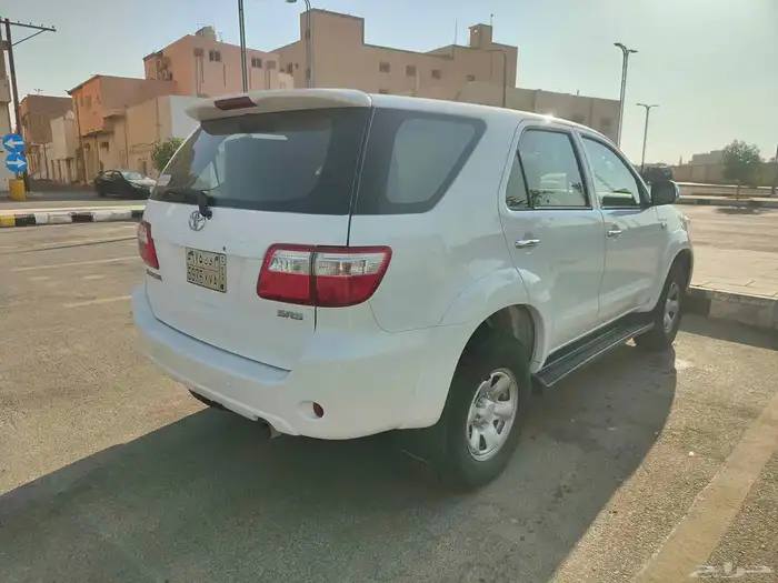 فورتشنر 2010 حكومي سابقا 4 سرندل دبل ممشى قليل 1