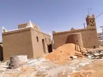 بناء وترميم بيوت الطين والحجر والاسقف خشب اثل وجريدلياسه طين 2