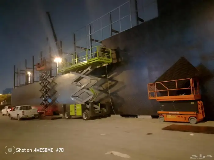 سيزرلفت سيزر لفت كهرباء ديزل للايجار يومي وشهري 0