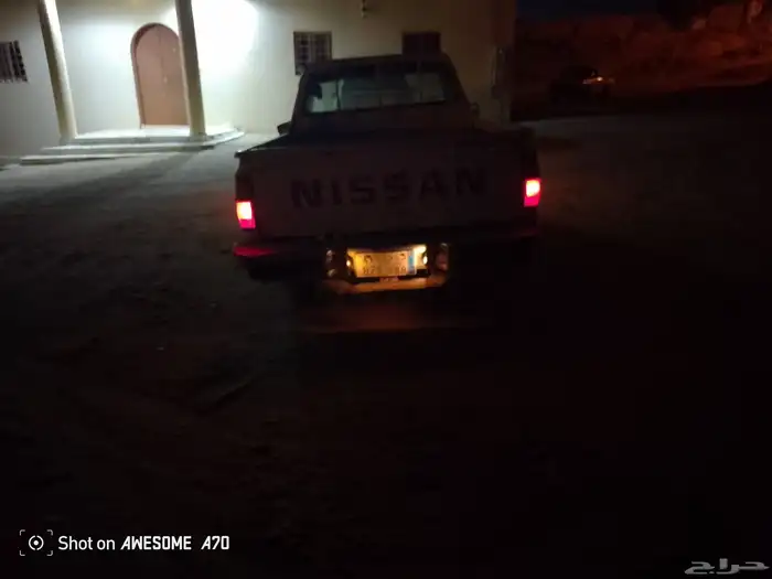 للبيع معها برنت سوم 3700 مكينه وقير على الشرط وشاص 5