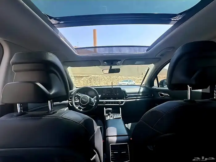 كيا سبورتاج 2023 نصف فل 2000 سي سي ممشي 43 الف كلم 3