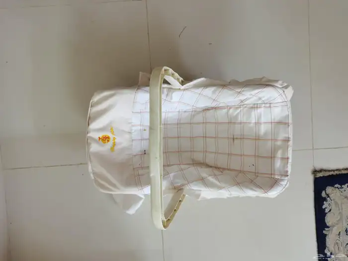 كرسي أطفال للسياره و كرسي أطفال 3