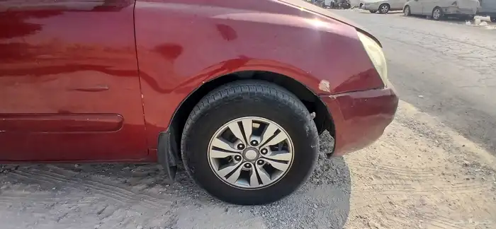 كيا كرنفال موديل 2014  تشليح قطع غيار فقط 1